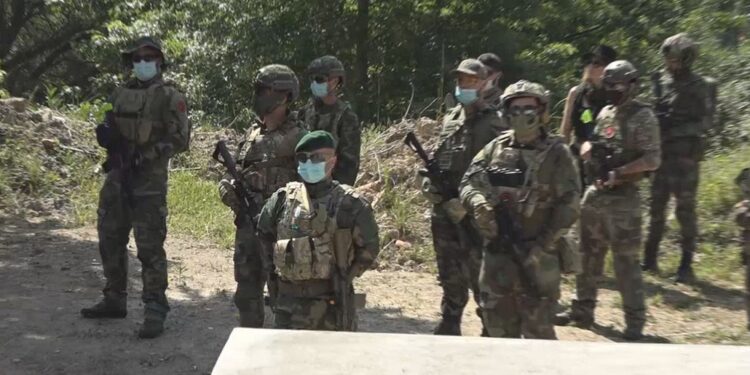 Video – U.F. Gondifelos, Cavalões e Outiz – Entrega de Lembranças a Associações