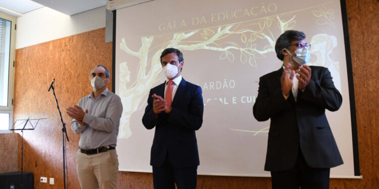 Gala da Educação vai às escolas