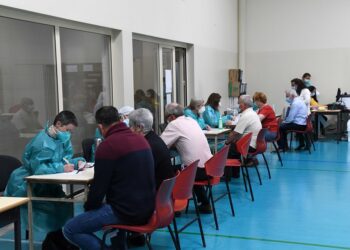 Câmara de Famalicão contrata enfermeiros para acelerar processo de vacinação no concelho