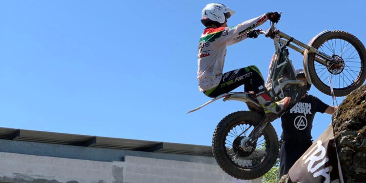 Ballas Júnior estrou-se no TRI/Elite