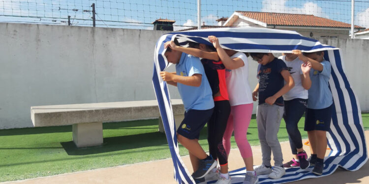 Parque de diversões na Escola EB/JI de Lousado