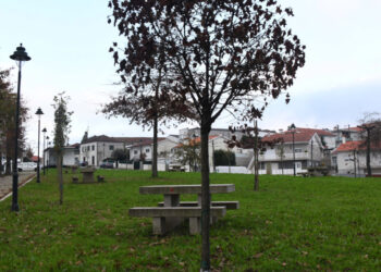 Freguesia de S. Tiago da Cruz vai reabilitar Largo Senhor dos Aflitos