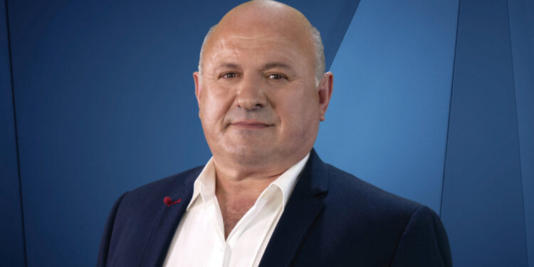 Manuel Novais para Gondifelos, Cavalões e Outiz