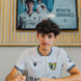 Afonso Rodrigues assina contrato profissional