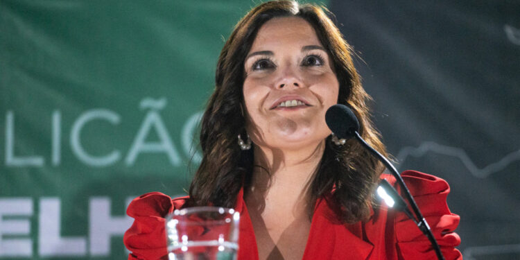 Eduardo Oliveira sugere Movimento Cívico