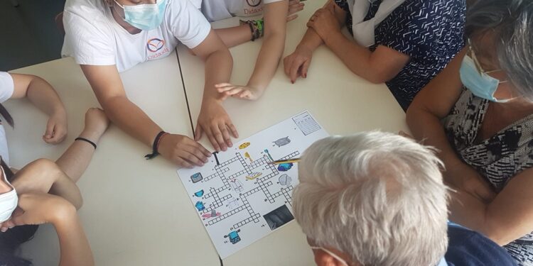Didaxis – Alunos promoveram atividade com Séniores.