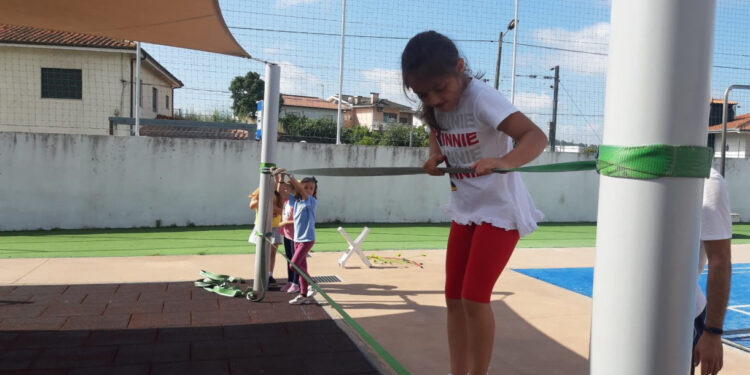 Parque de diversões na Escola EB/JI de Lousado