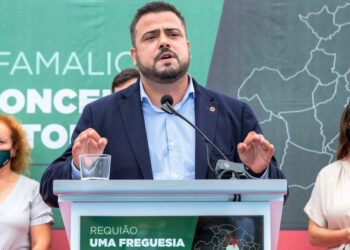 Líder do PS Famalicão toma posição sobre obras camarárias