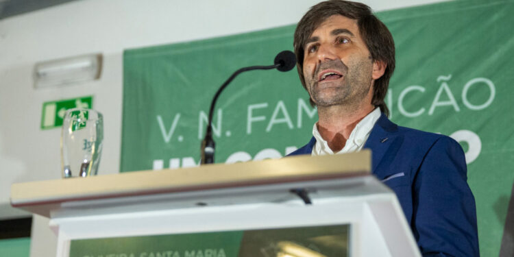 Eduardo Oliveira sugere Movimento Cívico