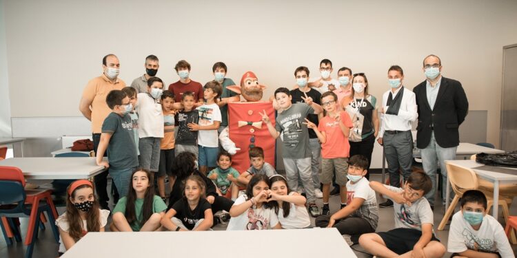 Didaxis –  Projeto MyMachine – “Iogurtina”