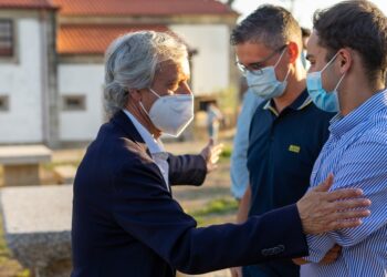 Mário Passos recolhe ideias e sugestões na comunidade