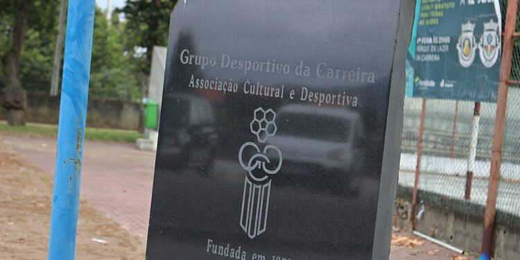 Carreirenses e bentenses juntaram-se em ação solidária