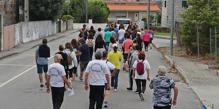 Carreirenses e bentenses juntaram-se em ação solidária