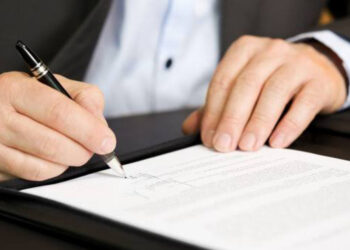 “Letras pequeninas” nos contratos ao consumidor proibidas a partir de 4.ª feira