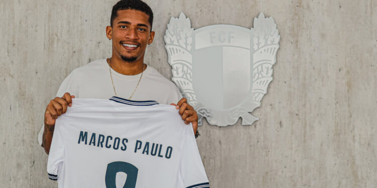 Marcos Paulo é reforço do FC Famalicão