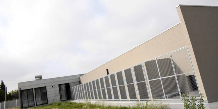 Famalicão inaugura equipamento de proteção e tratamento de animais errantes