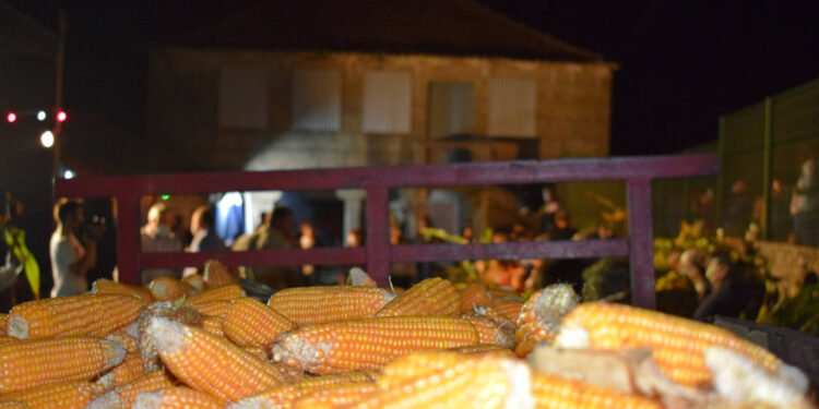 Comunidades com história revivem tradições