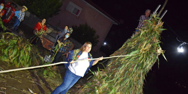 Comunidades com história revivem tradições