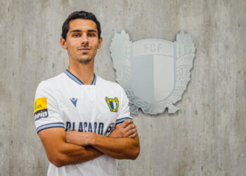 FC Famalicão: Alexandre Penetra renova até 2026