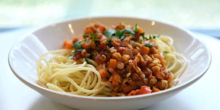 Dias à Mesa promovem sabores da terra com cozinha vegetariana