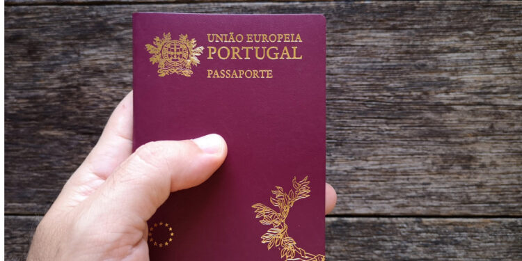 Cartão de cidadão deixa de ser válido para entrar no Reino Unido