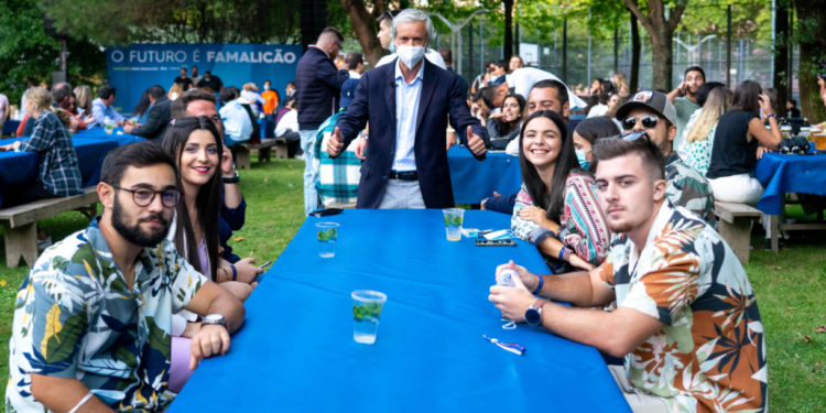 “Não vou comprometer o futuro” assegura Mário Passos aos jovens de Famalicão