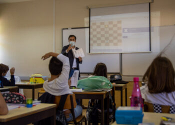 Didáxis promove aula aberta de xadrez aos alunos