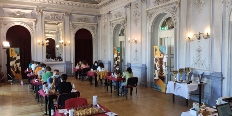 Famalicense Mariana Silva alcança o 4.º lugar Feminino no Campeonato Nacional Absoluto e Feminino de Xadrez