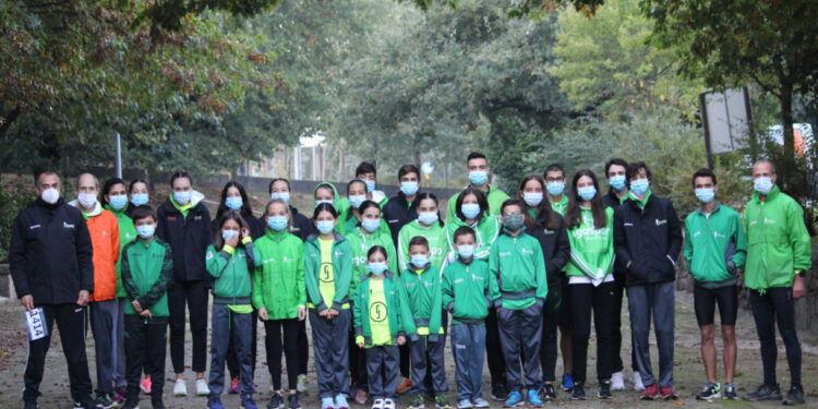 Escola Atletismo Rosa Oliveira conquistou excelentes resultados no corta mato de preparação 