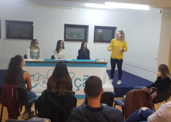 Adriana Almeida reconduzida na Direção da Associação Coração Azul