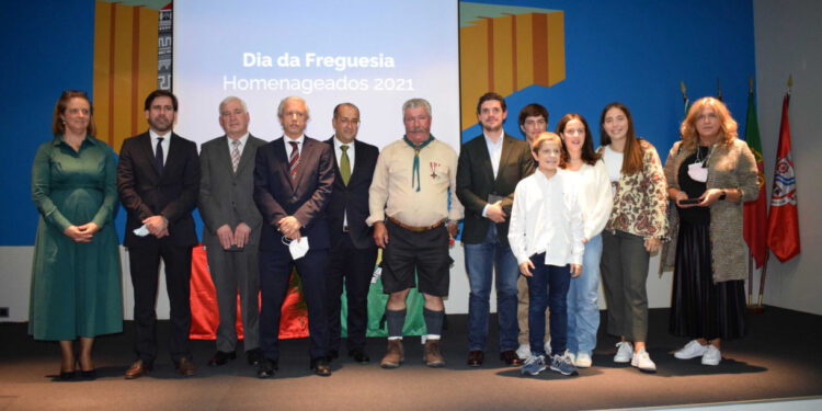 Esmeriz e Cabeçudos comemorou oito anos de união com homenagens