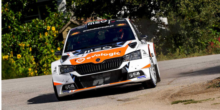 Um olho na vitória e outro no título