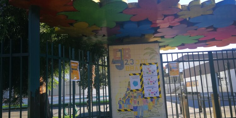 Parlamento recomenda requalificação da EB 2,3 Júlio Brandão