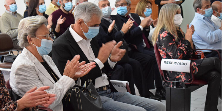 A freguesia da Carreira respeita a história