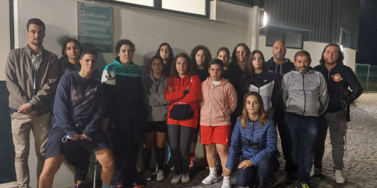 Equipa de futsal do Grupo Recreativo de Avidos e Lagoa sem local para treinar