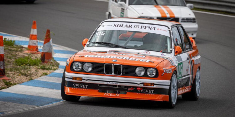 Piloto Luís Silva disputa prova do Campeonato Portugal Velocidade Legends no Algarve