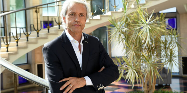 Mário Passos toma posse como Presidente da Câmara