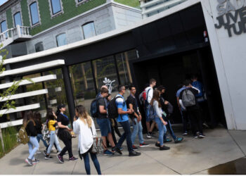 Candidaturas às bolsas de estudo do ensino superior abrem sexta-feira, 15 de outubro e decorrem até 15 de novembro