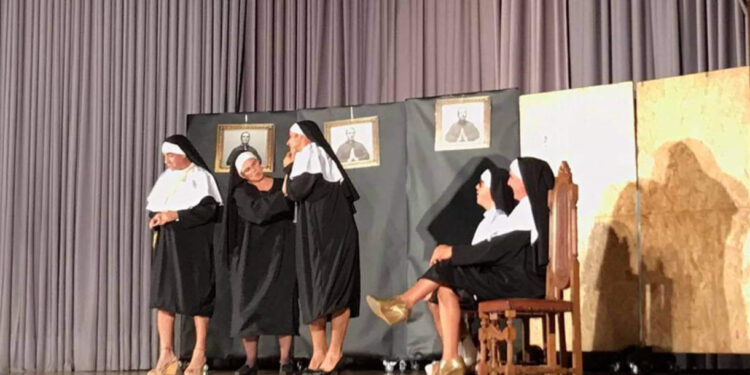 Casa cheia na abertura da 8.ª Edição do Festival “Vamos ao Teatro”