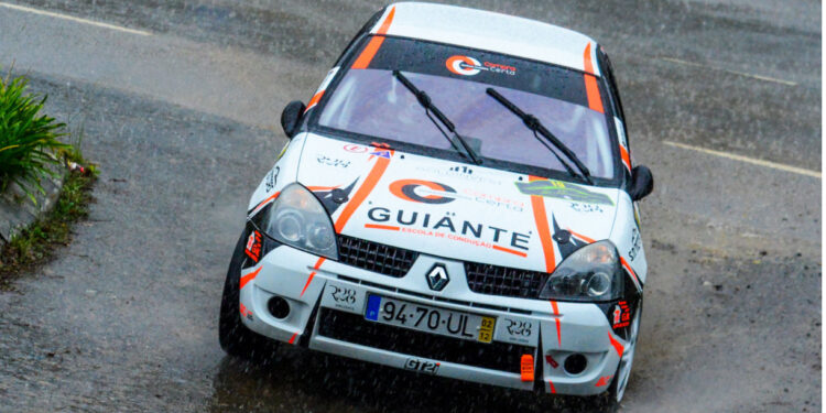 Sousa e Silva vencem perante a adversidade