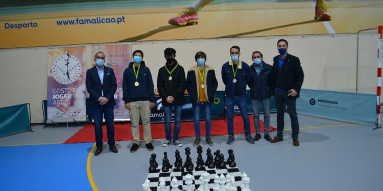 Carlos Novais vence II Torneio Interno de Rápidas Clube Xadrez A2D