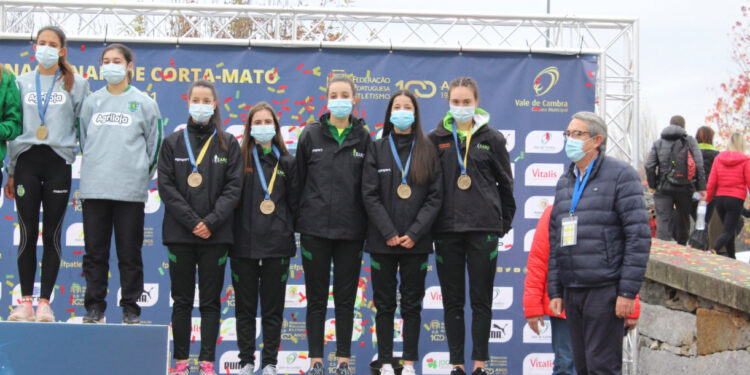 “Brilhantes resultados” da EARO no Campeonato Nacional Corta-Mato Longo