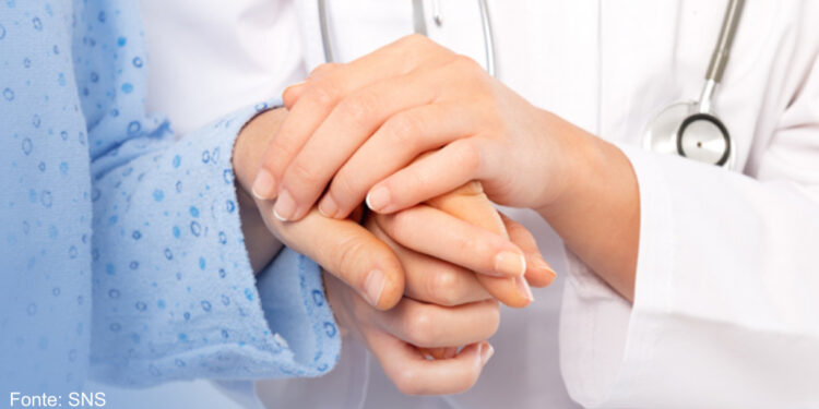 Mais de 4 mil doentes com cancro por diagnosticar devido a rastreios atrasados