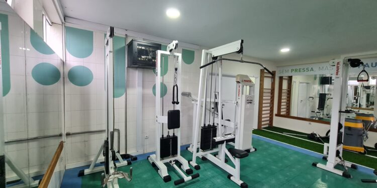 Colégio Alfacoop inaugura ginásio gratuito para alunos, professores e colaboradores
