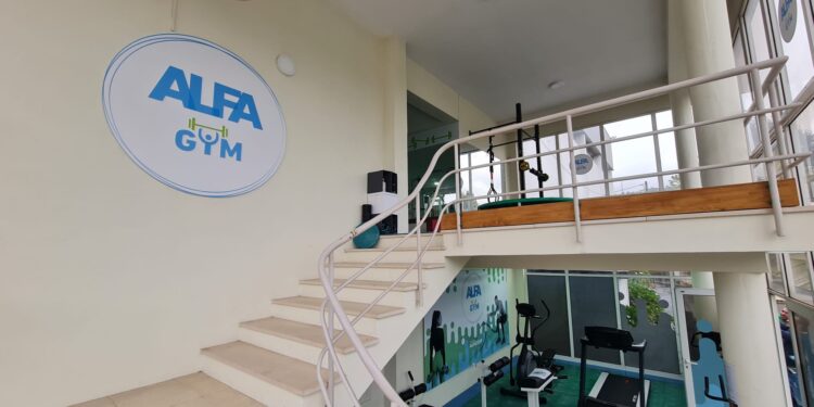 Colégio Alfacoop inaugura ginásio gratuito para alunos, professores e colaboradores