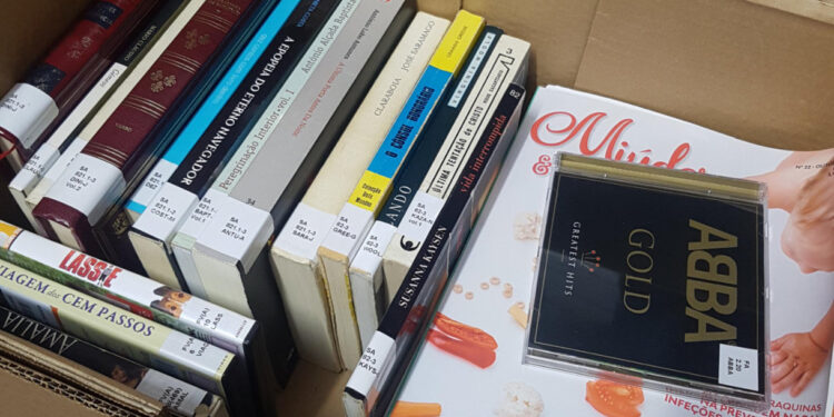 Biblioteca Municipal de Famalicão leva livros até aos idosos do concelho