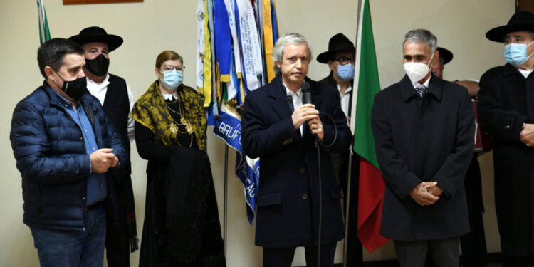 Associação Cultural e Desportiva de Brufe com casa renovada