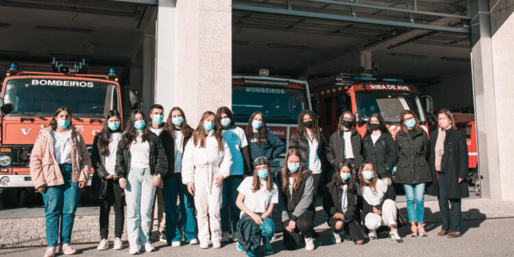 Didáxis: Curso de Geriatria em sessão de Sensibilização de Suporte Básico de Vida