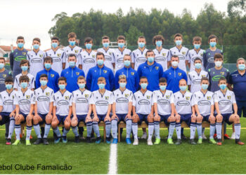 Equipa Sub-15 do FC Famalicão garante apuramento para a 2.ª fase do Campeonato Nacional