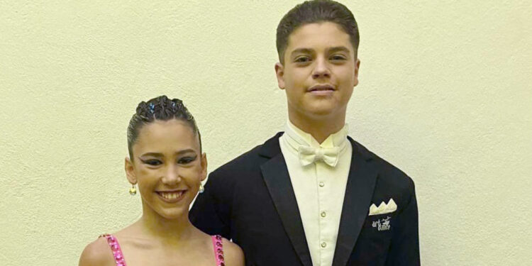 Par da Academia Gindança no Campeonato do Mundo de Dança Desportiva